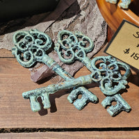 Patina-Look Skeleton Key - each