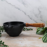 Cast Iron Pot - with spout