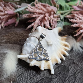 Triquetra - Sterling Silver