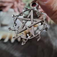 Vine Leaf Pentacle - Sterling Silver