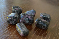 Spinel Matrix - tumbled stones
